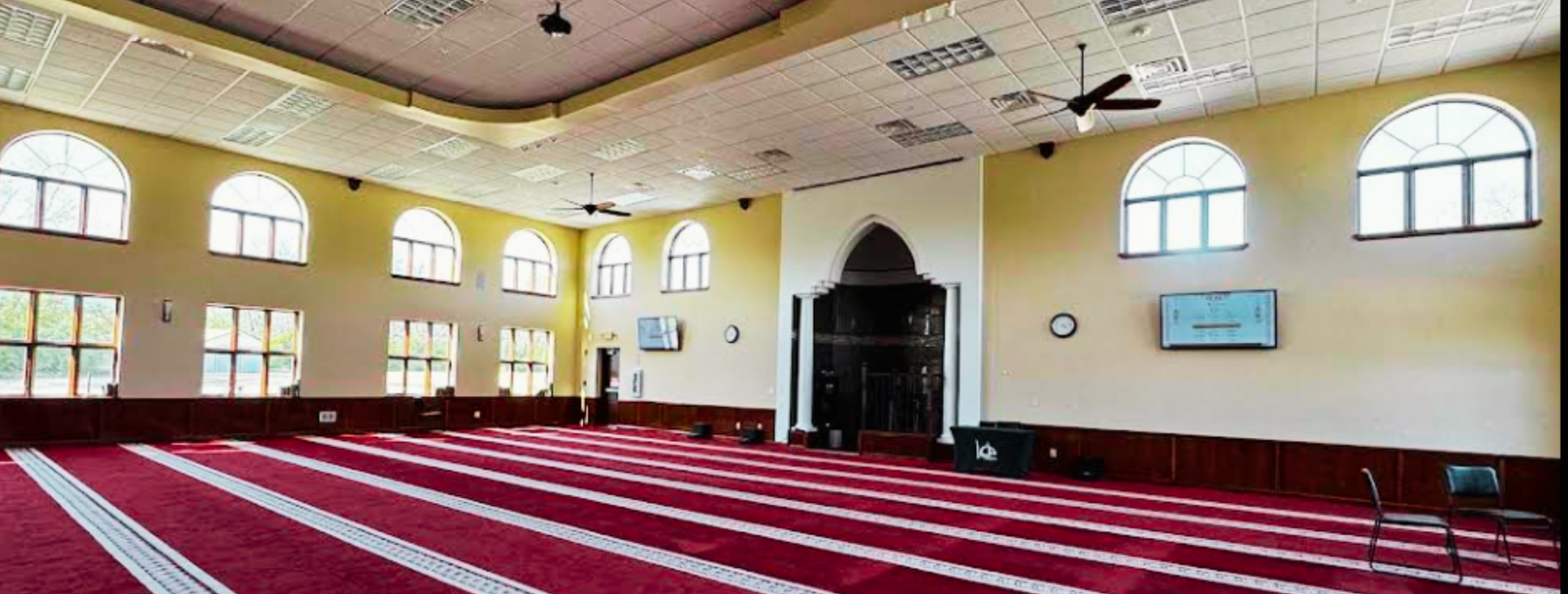 Exterior view of Islamic Center of Peoria Peoria IL building